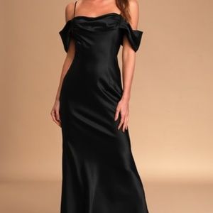 Lulu's Black Off-the-Shoulder Mermaid Maxi Dress
